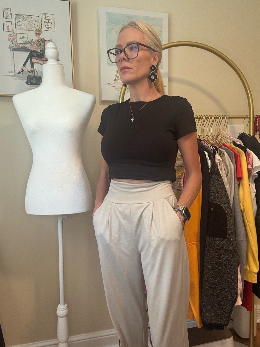 Vuori Elevation Trouser in the color Ecru Heather size xs - Picture 2 of 7